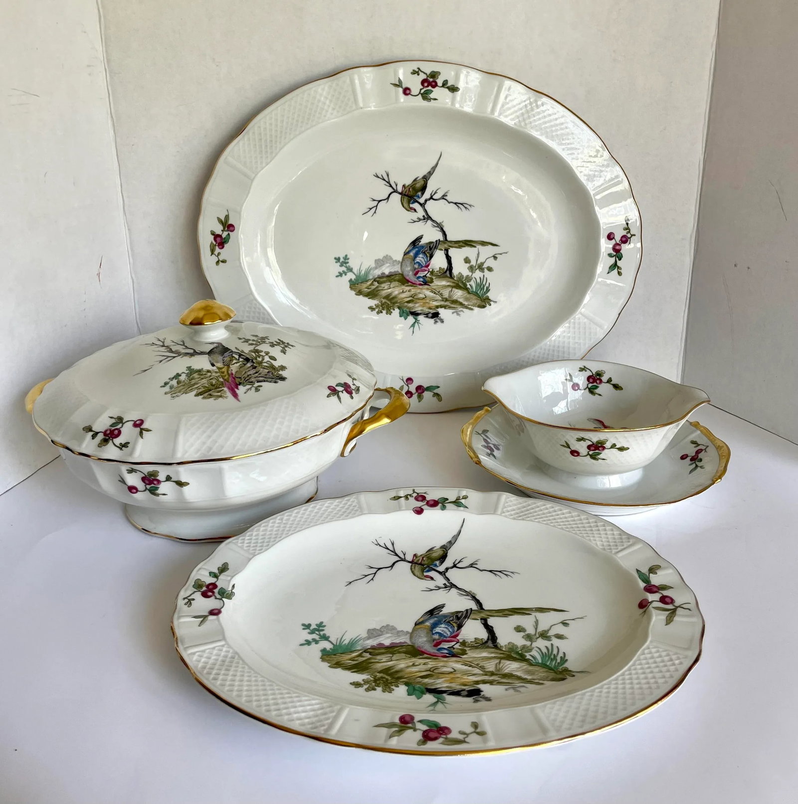 103 Piece Set French Limoges "Mennecy" China Dinnerware by Bernardaud - 4
