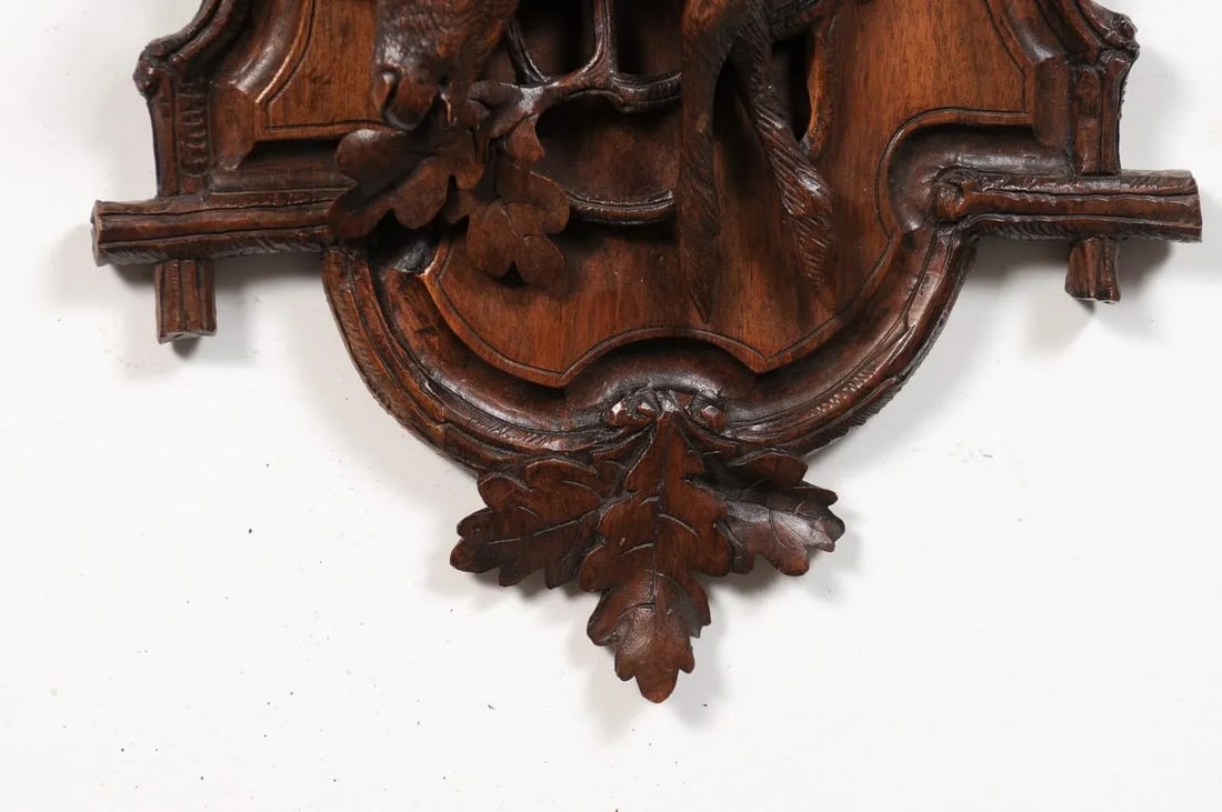 Black Forest Period 19th Century German Oak Wall Carving with Hunting Trophy - 2