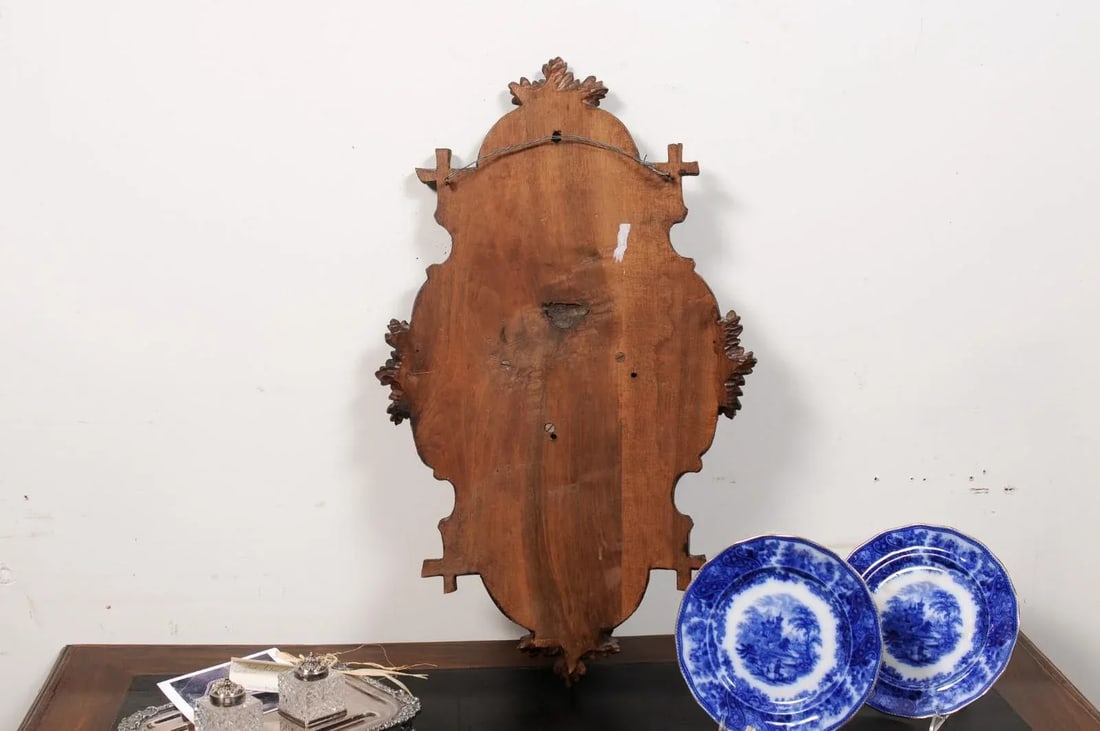 Black Forest Period 19th Century German Oak Wall Carving with Hunting Trophy - 3