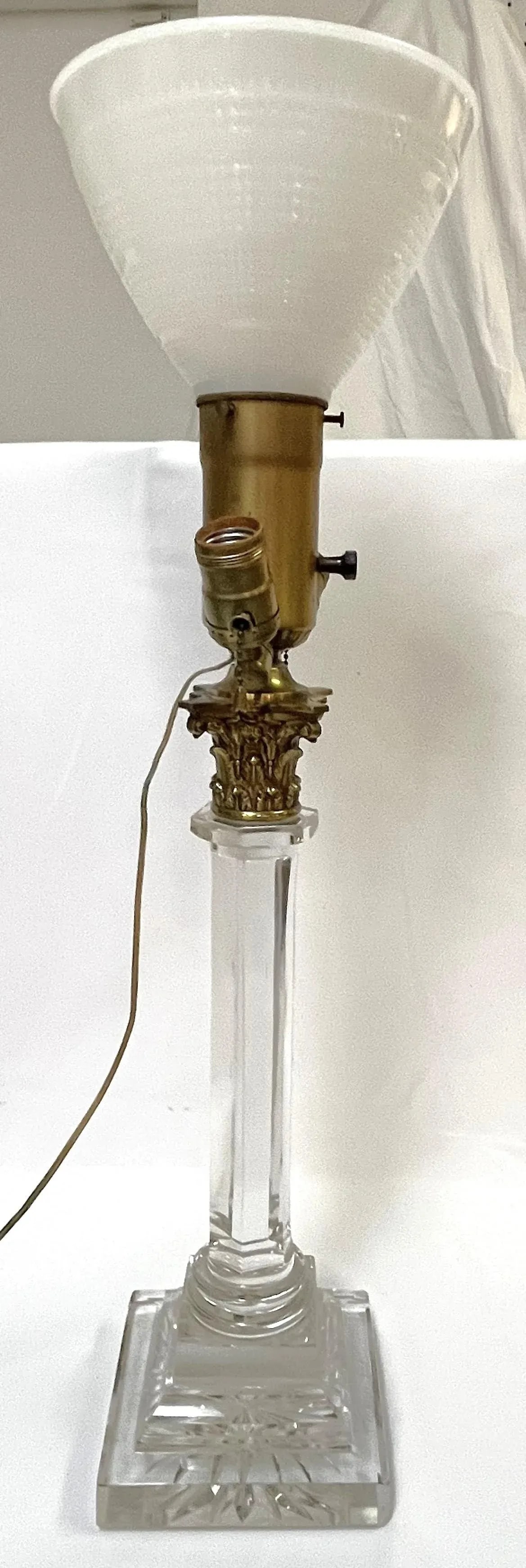 Antique Hollywood Regency Lead Crystal, Brass and Milk Glass Converted Gas Lamp - 5