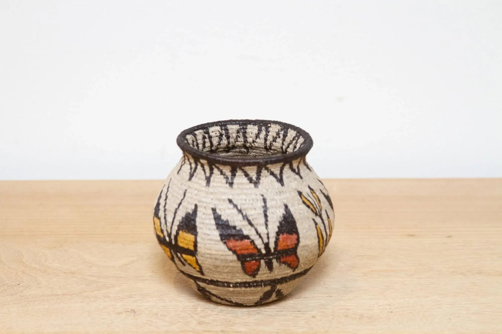 Splendid Butterfly Motif Woven Embera Basket - 4