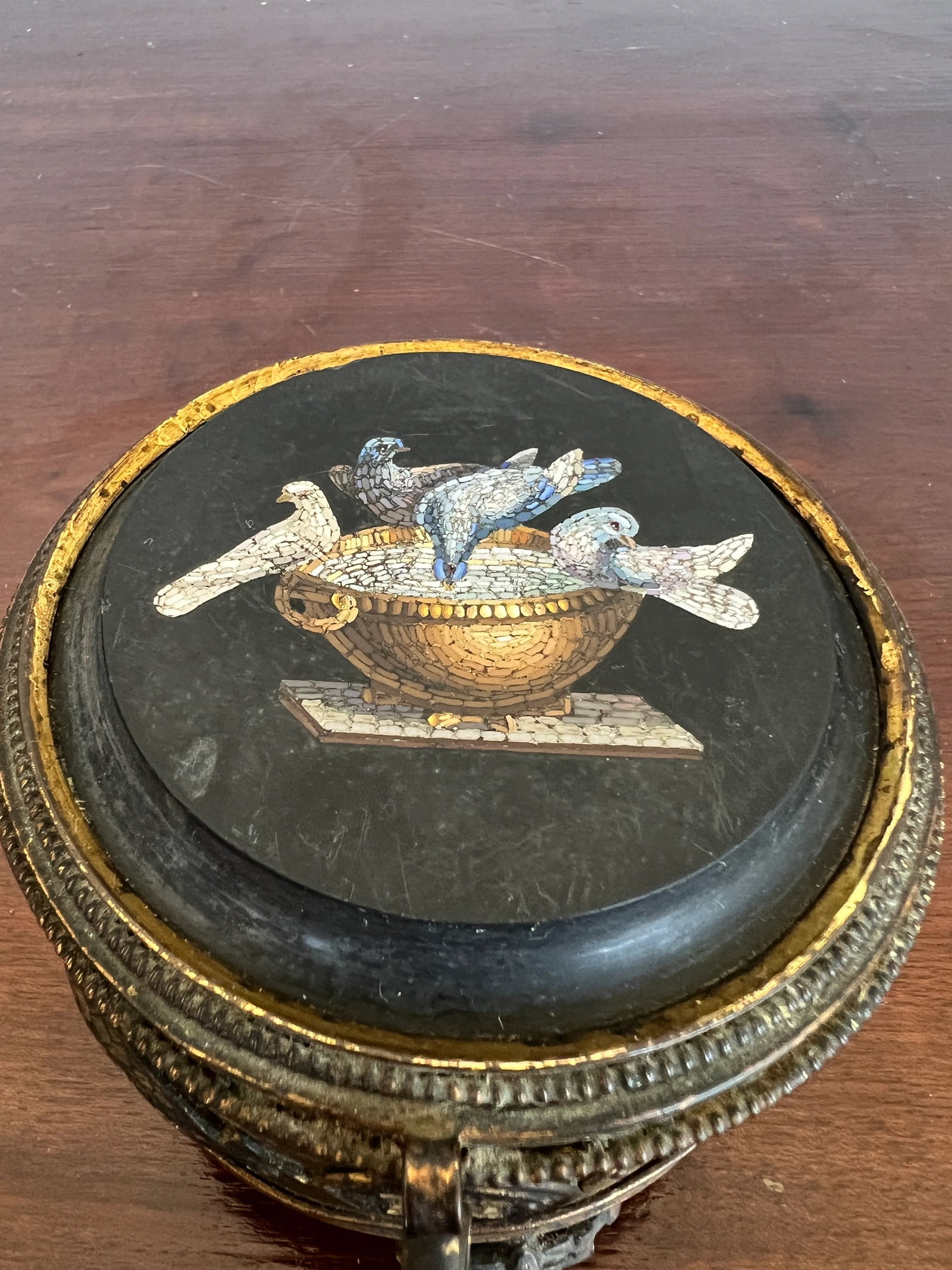19th C. Italian Grand Tour Micro-Mosaic "Doves of Pliny" Box After Antiquity - 5