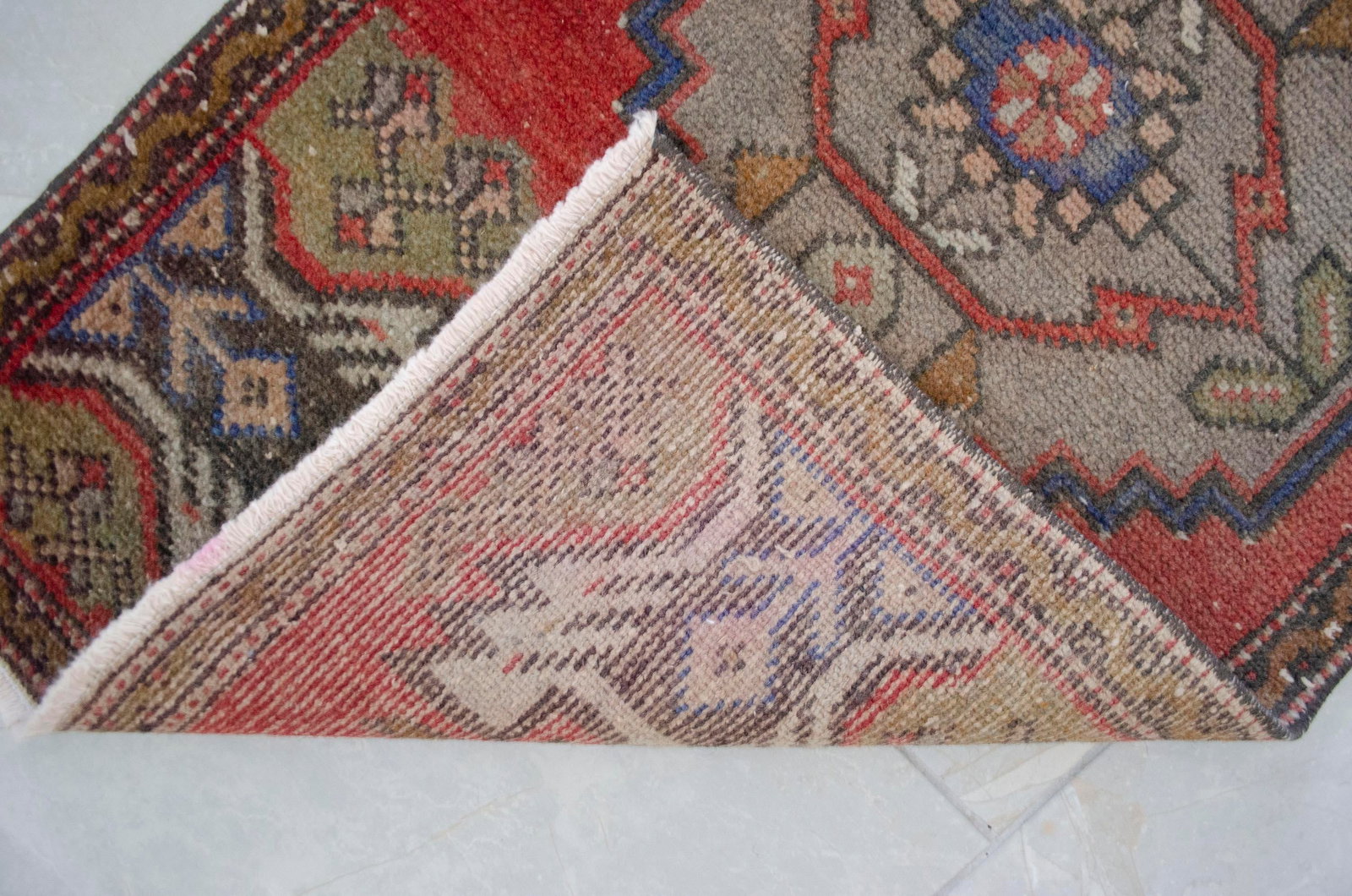 Distressed Low Pile Turkish Yastik Petite Rug Hand Knotted Faded Mat - 20'' X 39'' - 8