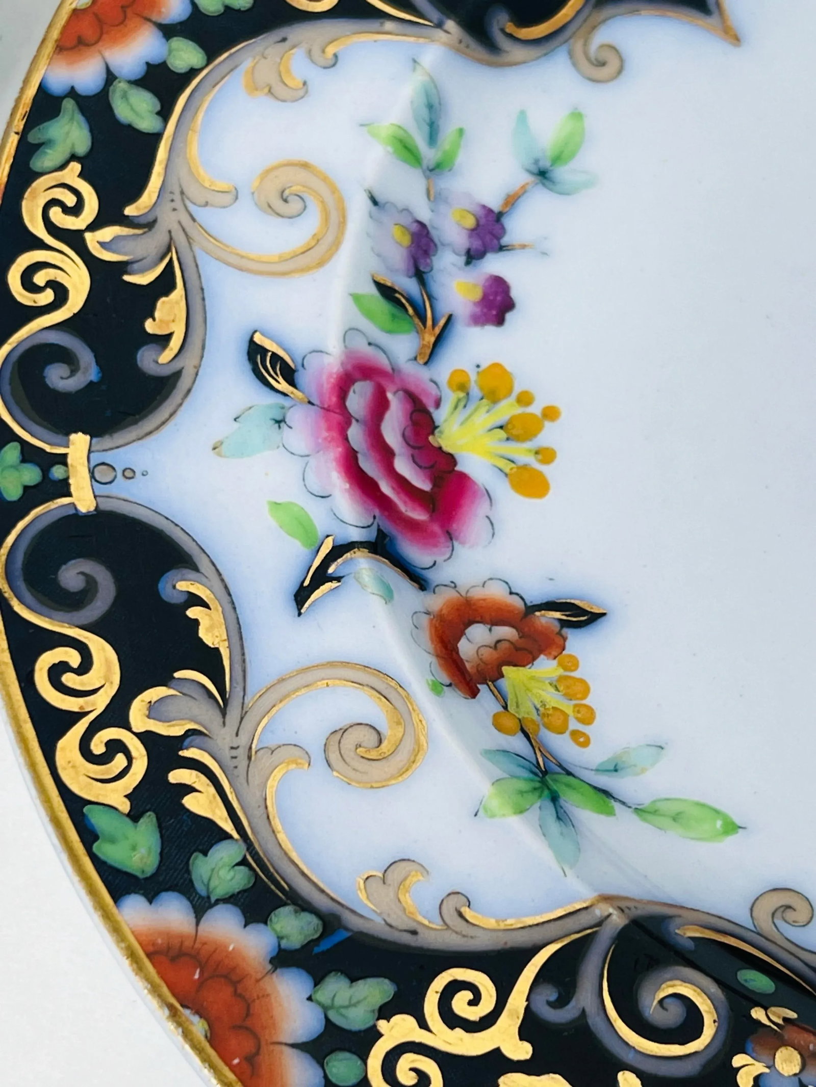 C.1845 to 1850. Minton Flow Blue Imari Polychrome Dinner Plates Set of 14 - 6