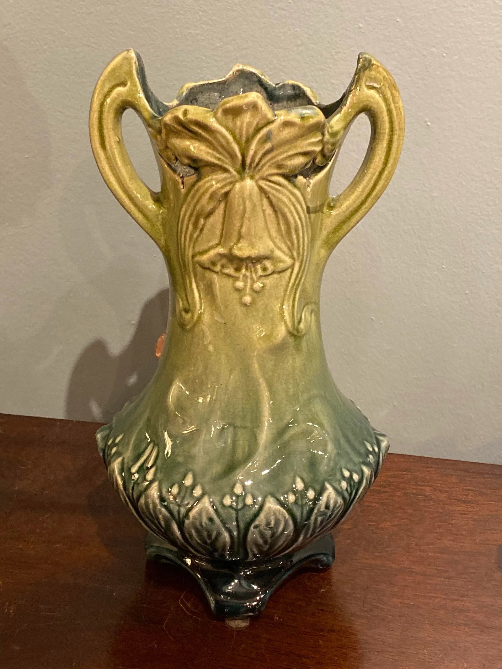 Majolica Planter Vases and a Cachet Pot - Set of 3 - 6