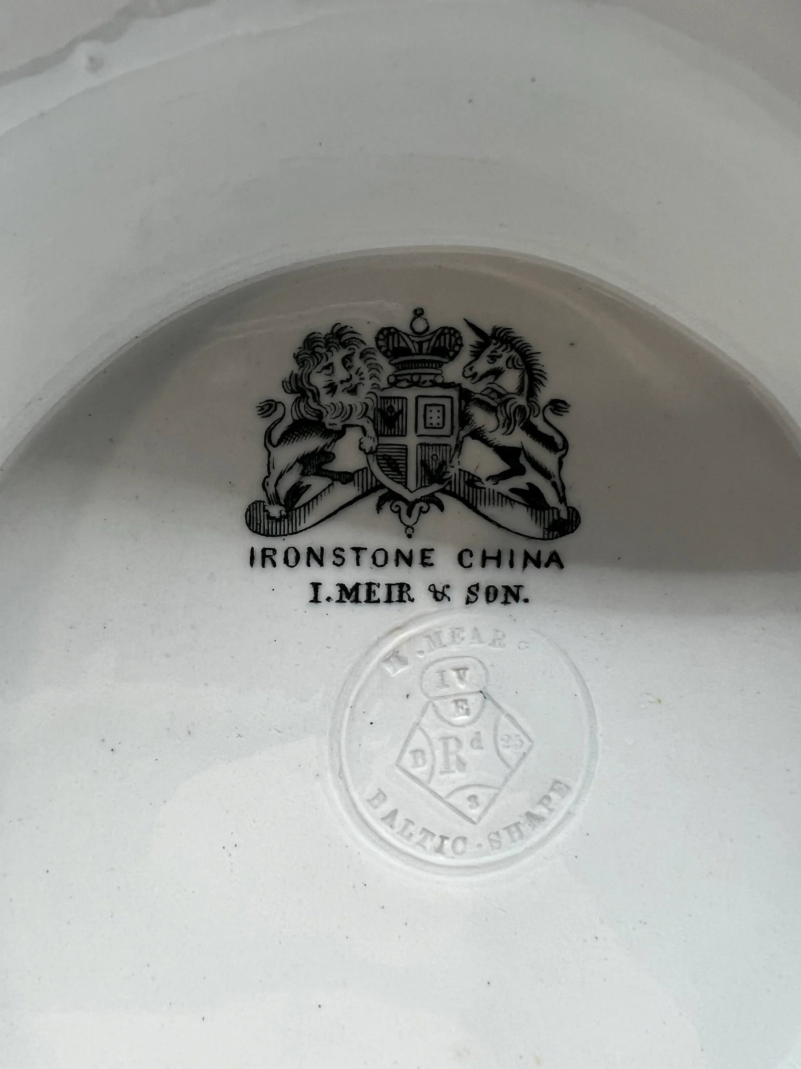 Antique Staffordshire White Ironstone "Baltic Shape" Covered Vegetable Dish, Circa 1840's - 10