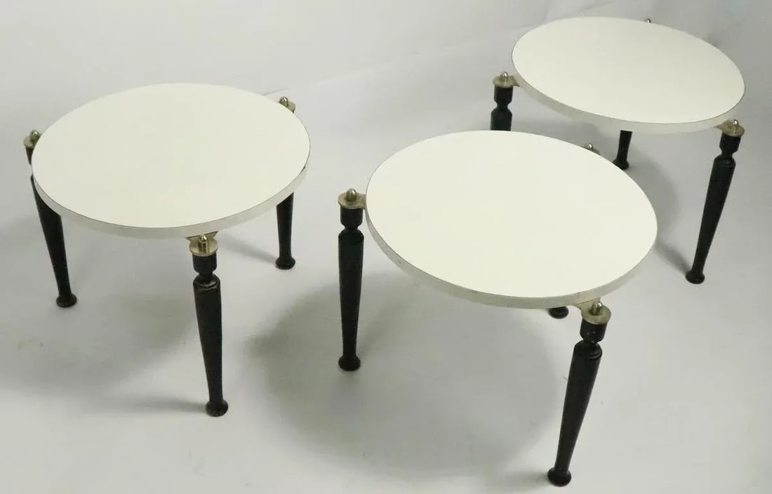 Nest of Three Stacking Mid Century Occasional Side Tables - 8