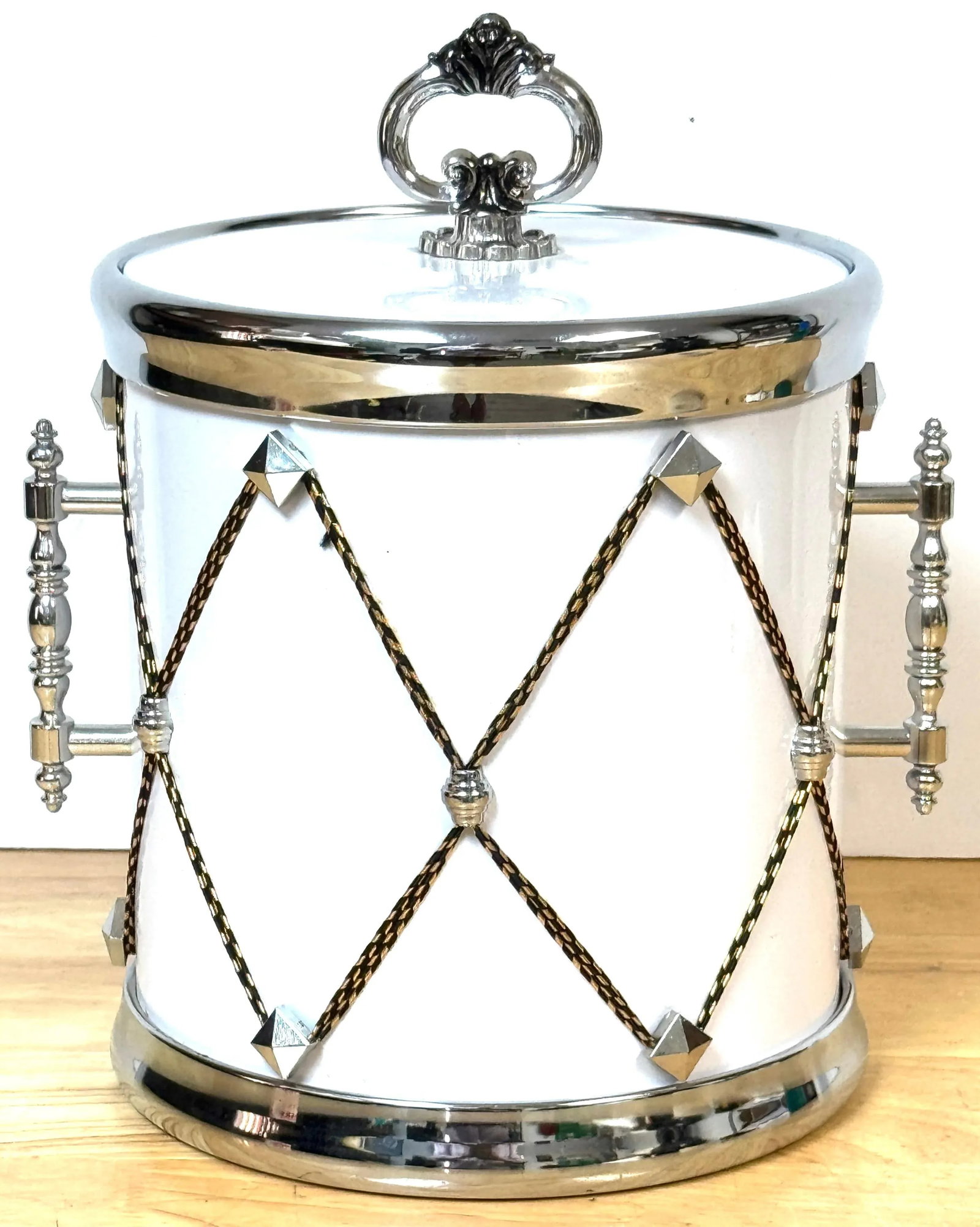 Elegant Hollywood Regency White & Silver Drum Form Ice Bucket/Cooler - 2