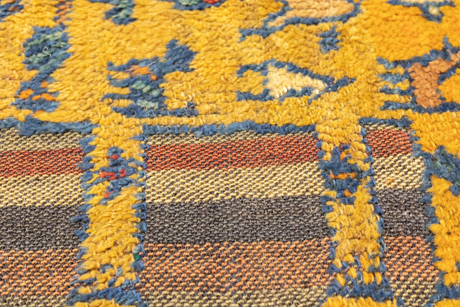 Antique Handwoven Gabbeh Palas Textile Art - 3