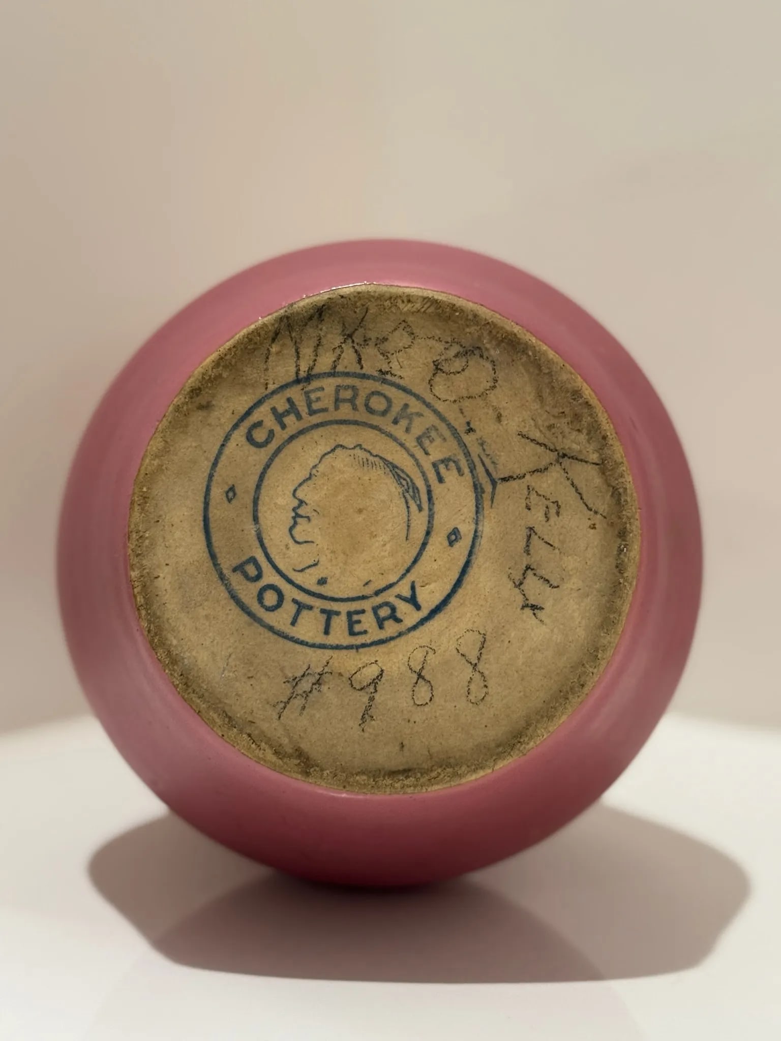 1940s Pink Cherokee Native American Pottery Vase – Signed "Kelly #988 - 7