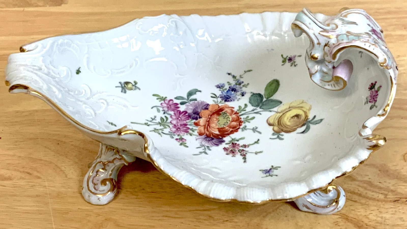 Rococo Revival Dresden Porcelain Footed Bowl, by Helena Wolfsohn, circa 1890 - 7