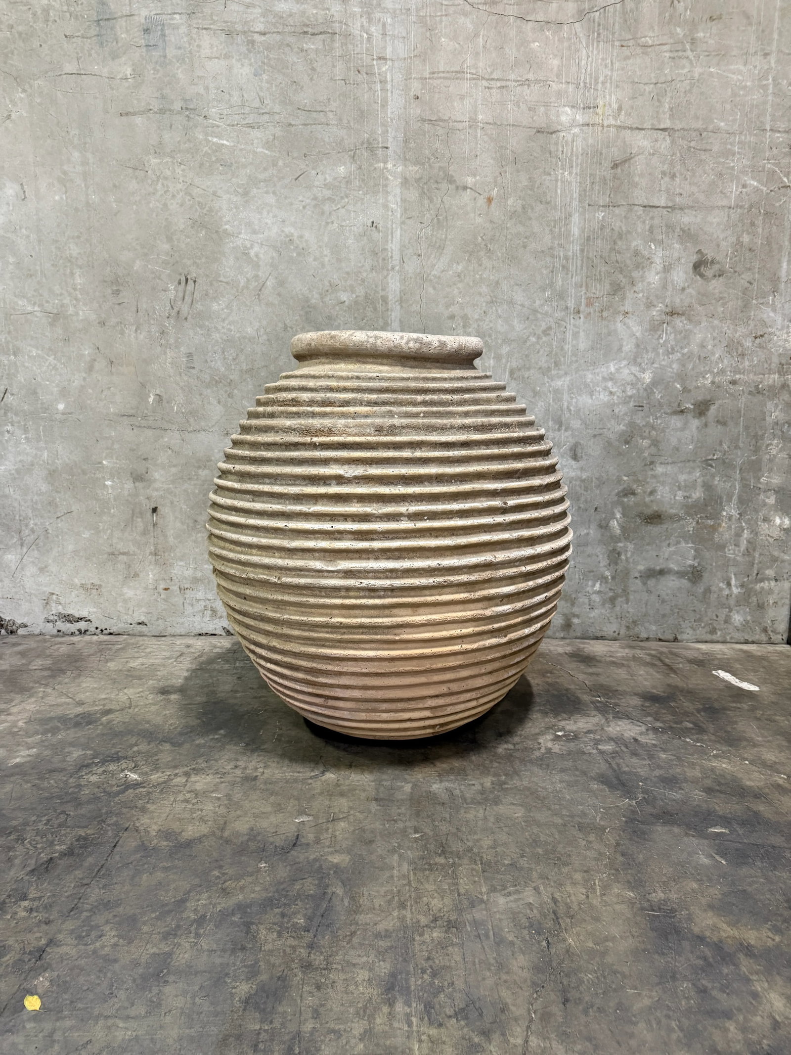 Antique Early 20th Century Monumental Terracotta "Beehive" Olive Oil Jar – Ribbed Amphora Vess - 5
