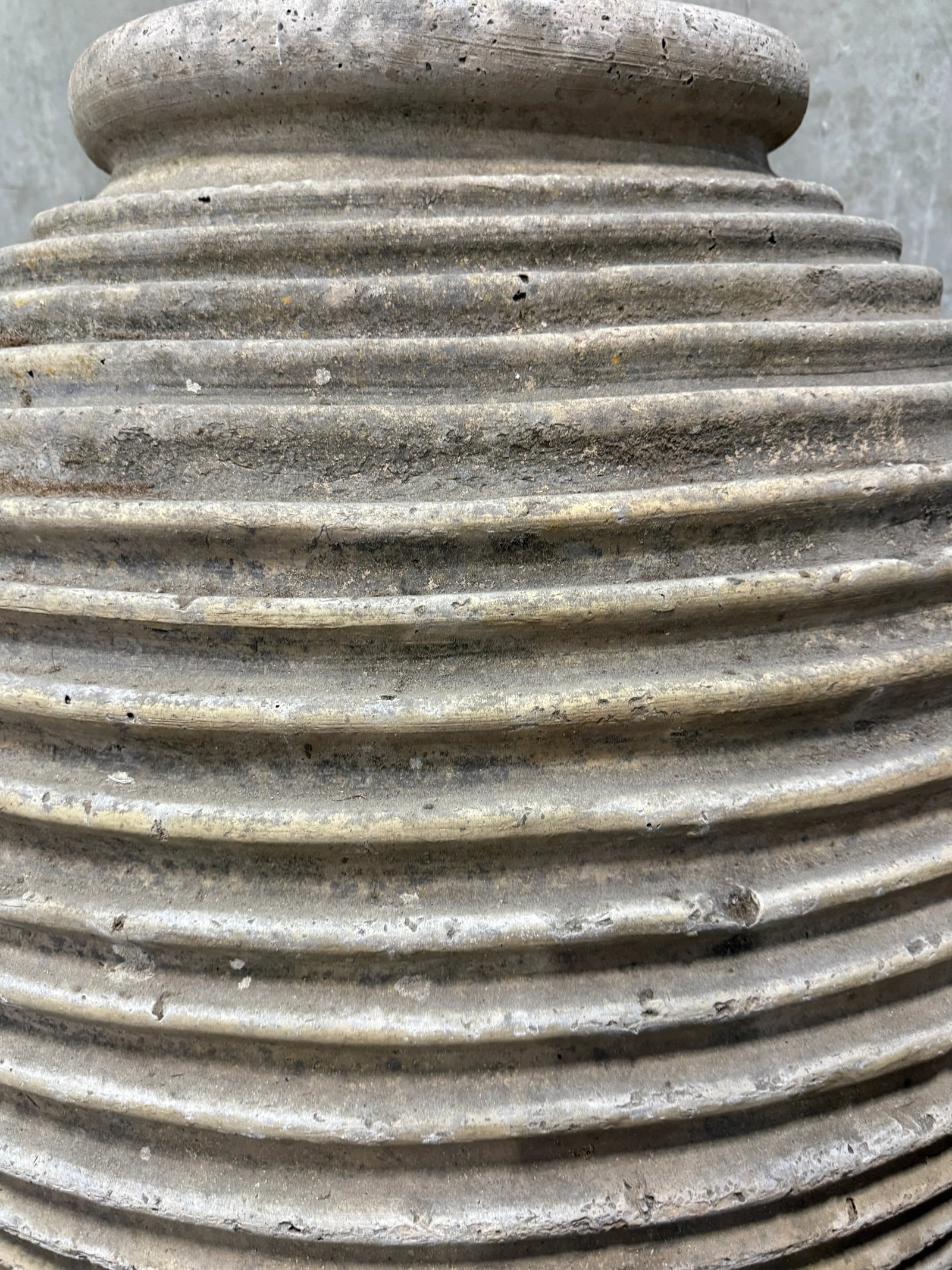 Antique Early 20th Century Monumental Terracotta "Beehive" Olive Oil Jar – Ribbed Amphora Vess - 6