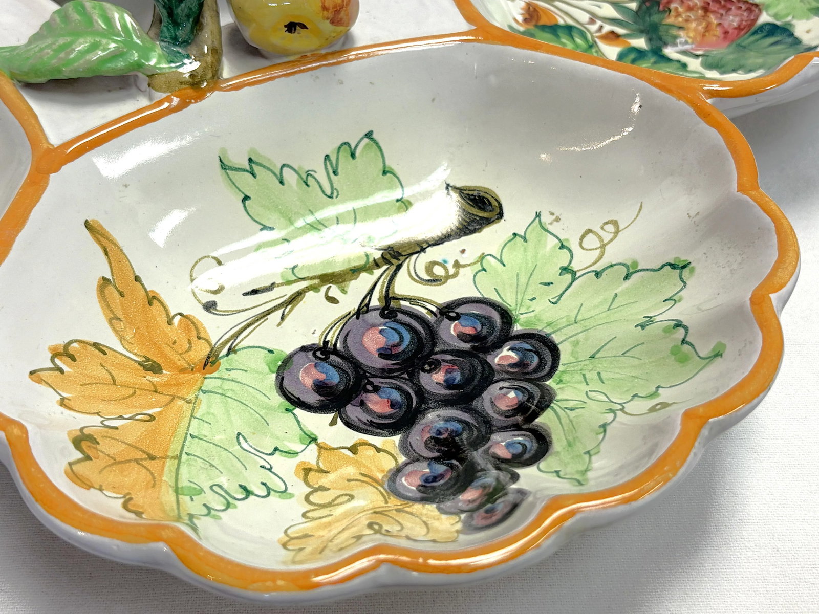 Vintage Italian Ceramic Majolica Hand Painted Separated Dish With Handle - 9