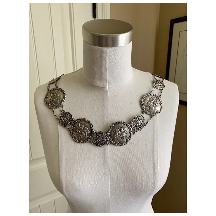 Late 19th Century Victorian Silver Plate Angel Figural Plaque Belt/Necklace - 2