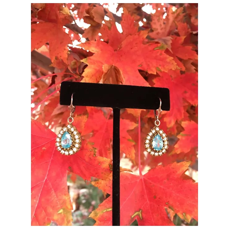 1940s Pair of Teardrop Blue Topaz Earrings - 4