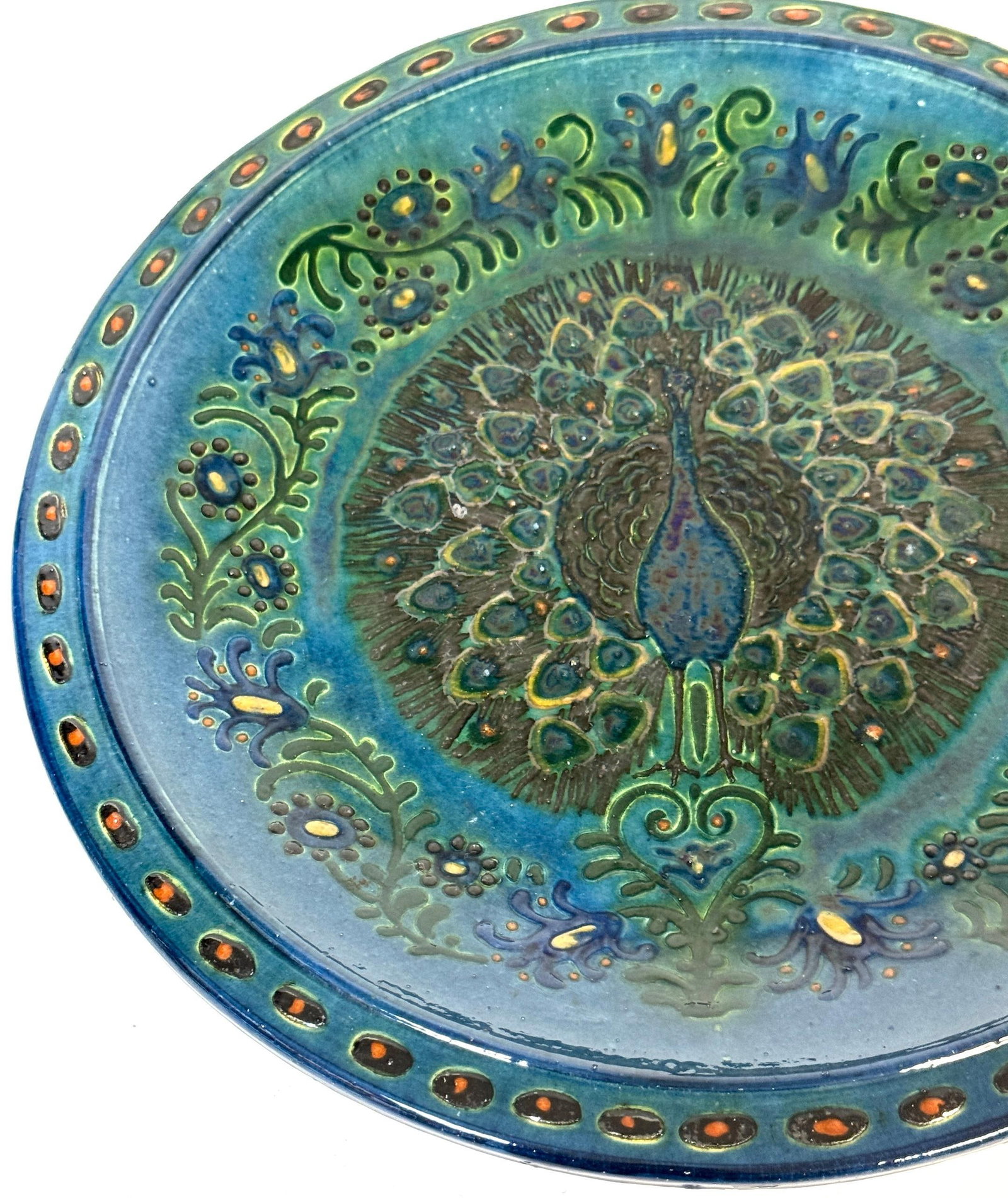Welsh Arts & Crafts Peacock Charger by John Lang, Aberamffra, circa 1910–1925 - 9