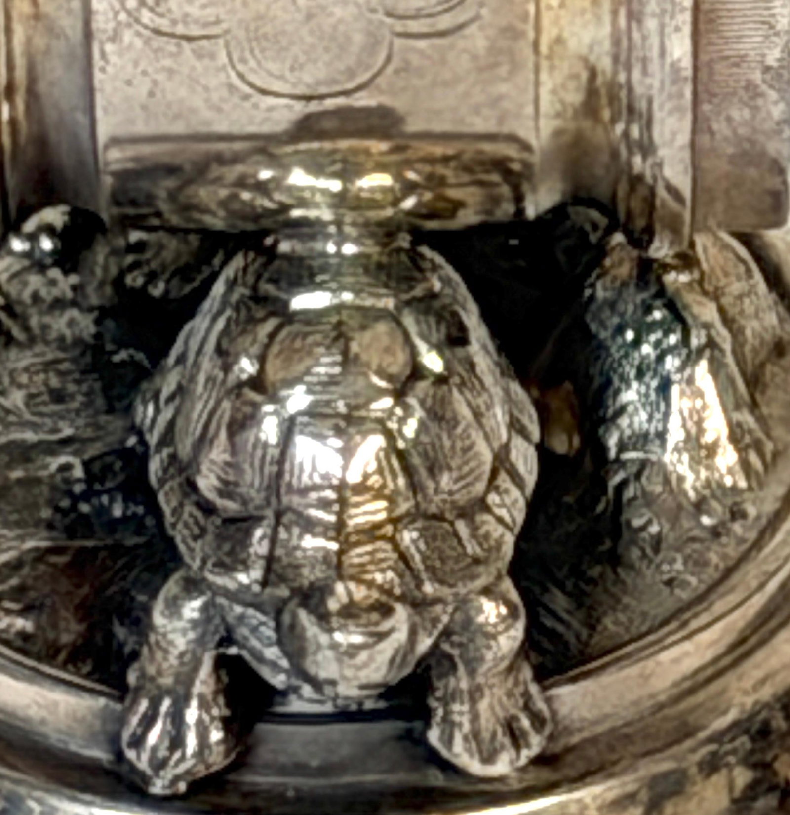 American Aesthetic Twin Turtle Figural Napkin Ring, Meriden Silver Plate Co. - 5