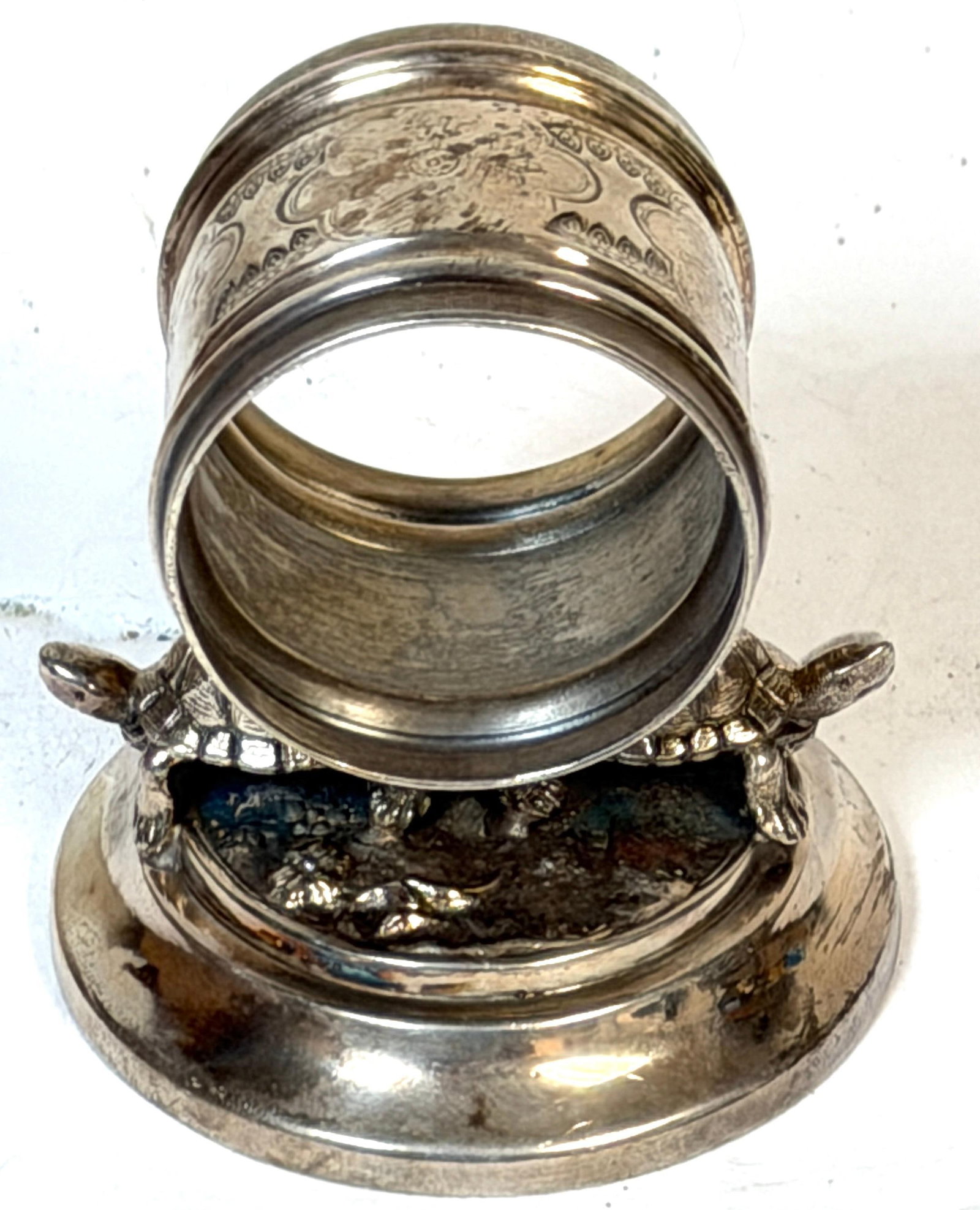 American Aesthetic Twin Turtle Figural Napkin Ring, Meriden Silver Plate Co. - 6