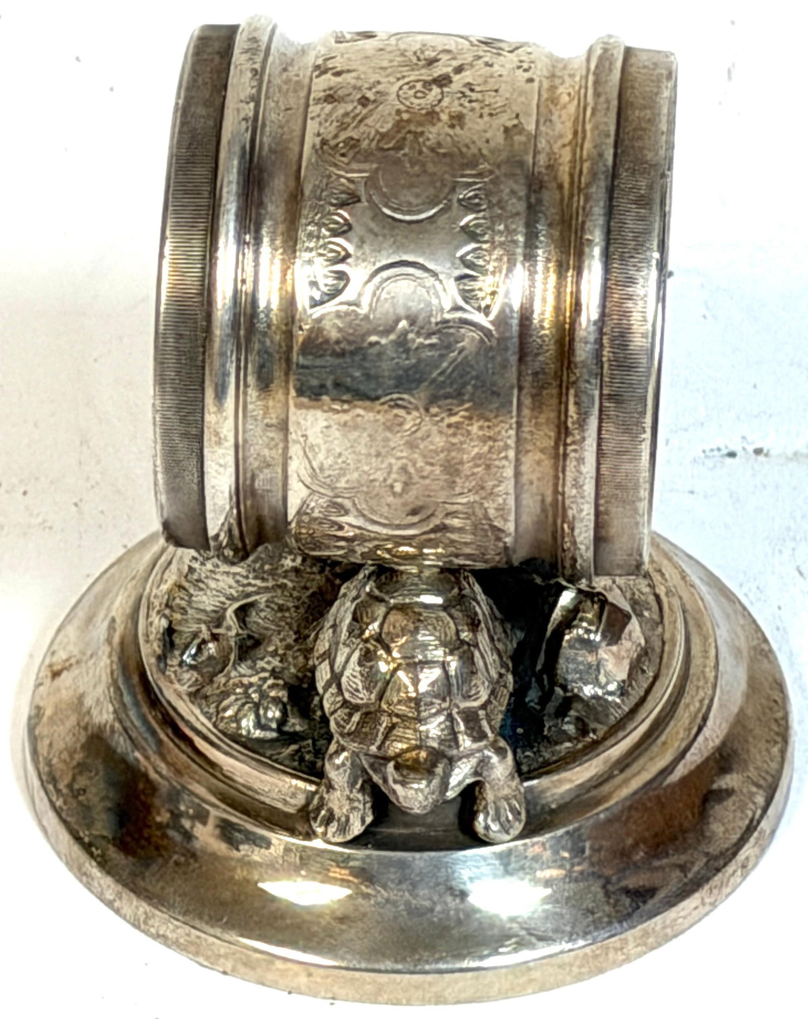 American Aesthetic Twin Turtle Figural Napkin Ring, Meriden Silver Plate Co. - 8