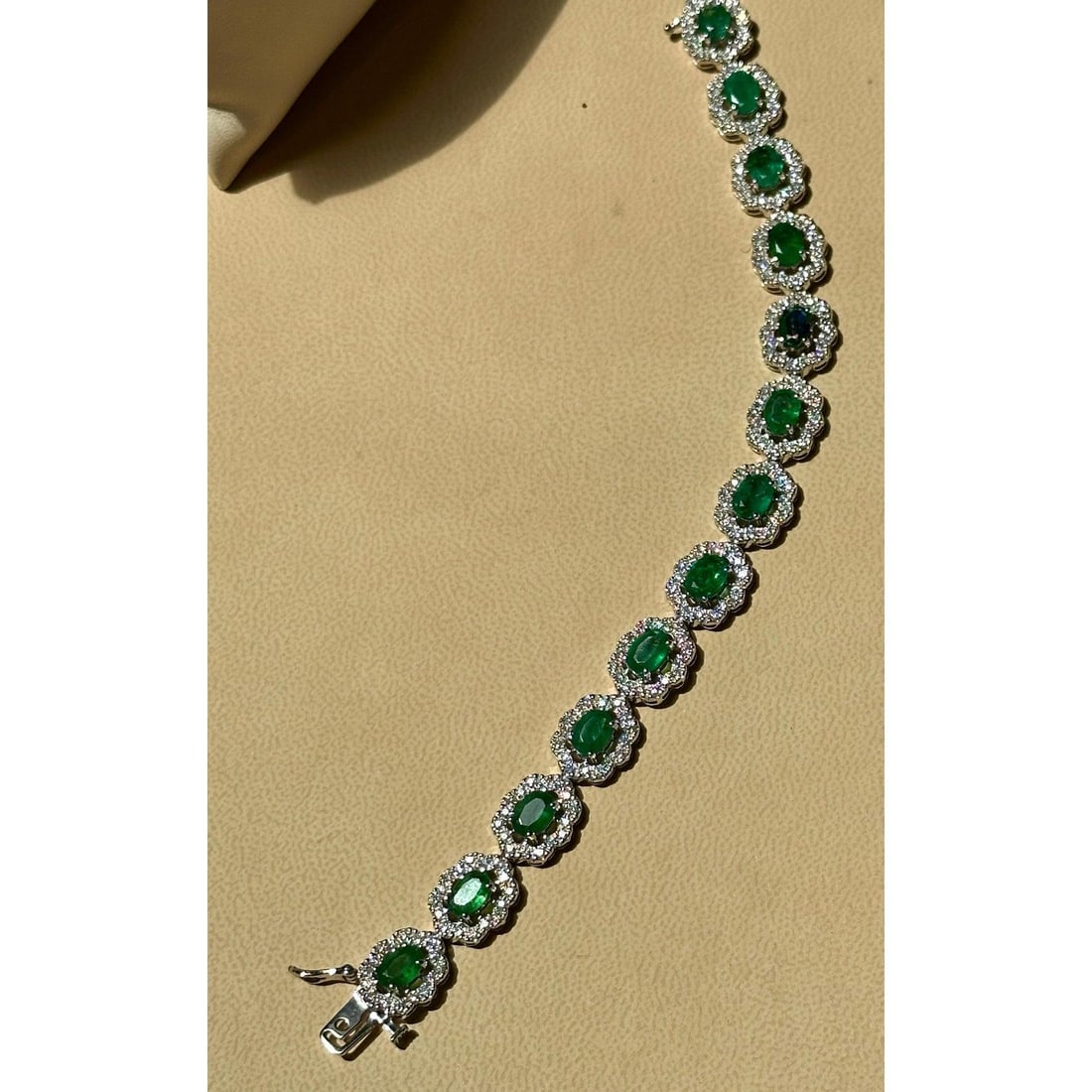 10 Carat Natural Brazilian Emerald & Diamond Tennis Bracelet 14 Karat Gold - 7