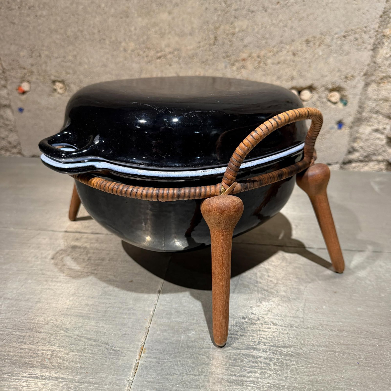 1950s Mid-Century Modern Casserole Dish and Stand From the Anker-Line Range - 3