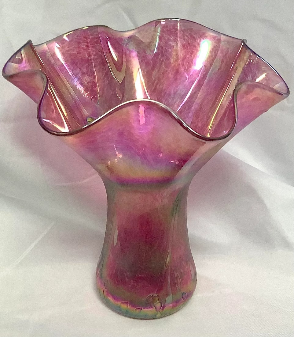 Loetz-Style Handblown Iridescent Cranberry Vase With Ruffled Rim - 2