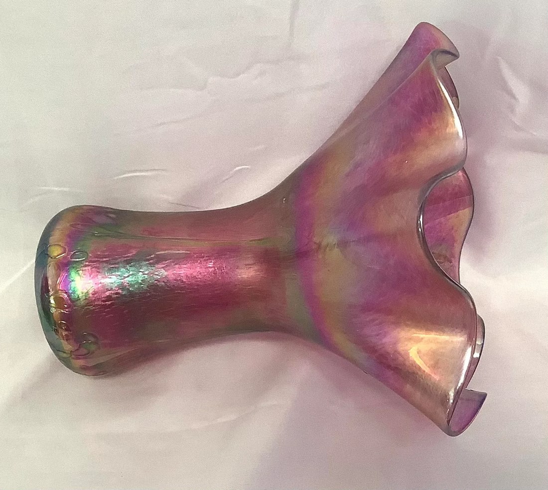 Loetz-Style Handblown Iridescent Cranberry Vase With Ruffled Rim - 4