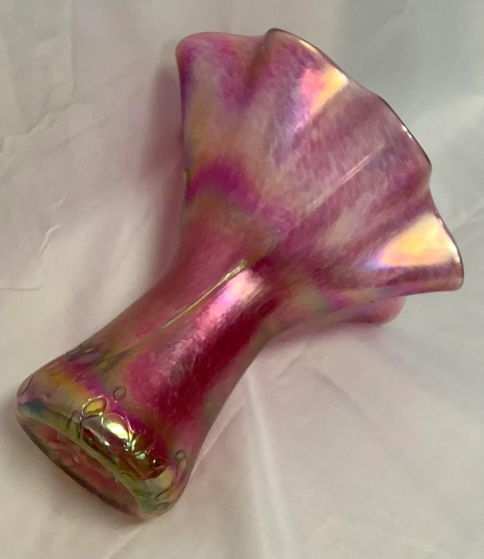 Loetz-Style Handblown Iridescent Cranberry Vase With Ruffled Rim - 5