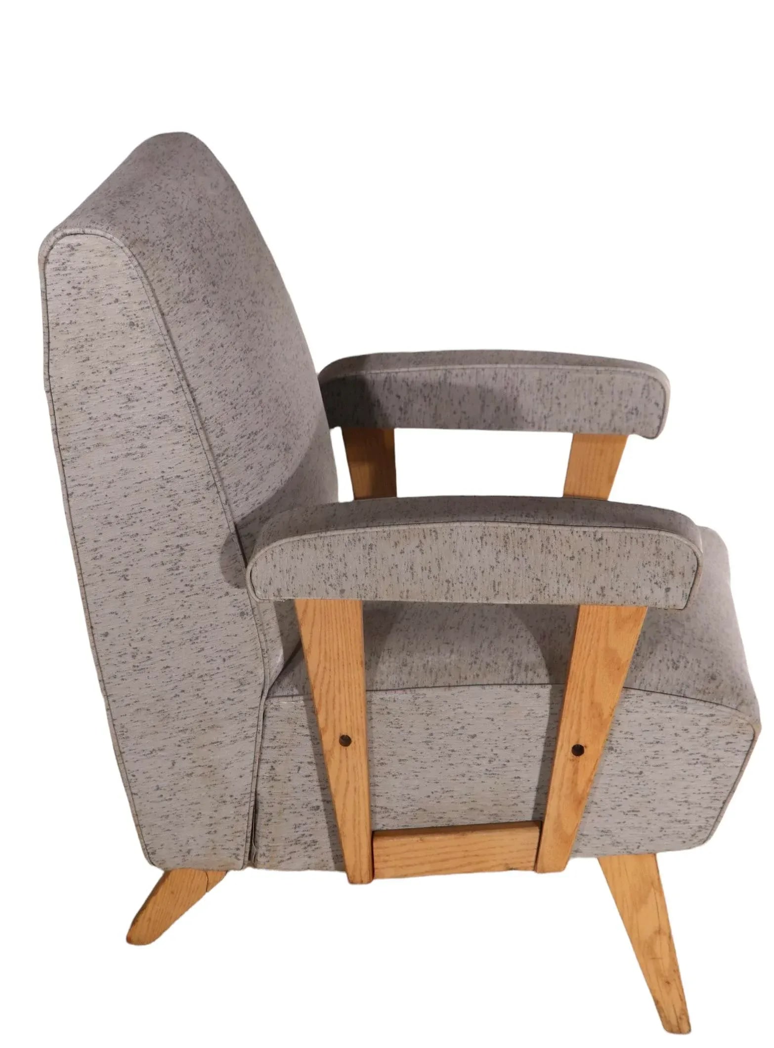 Mid Century Lounge Club Chair in Original Textured Vinyl Upholstery - 7