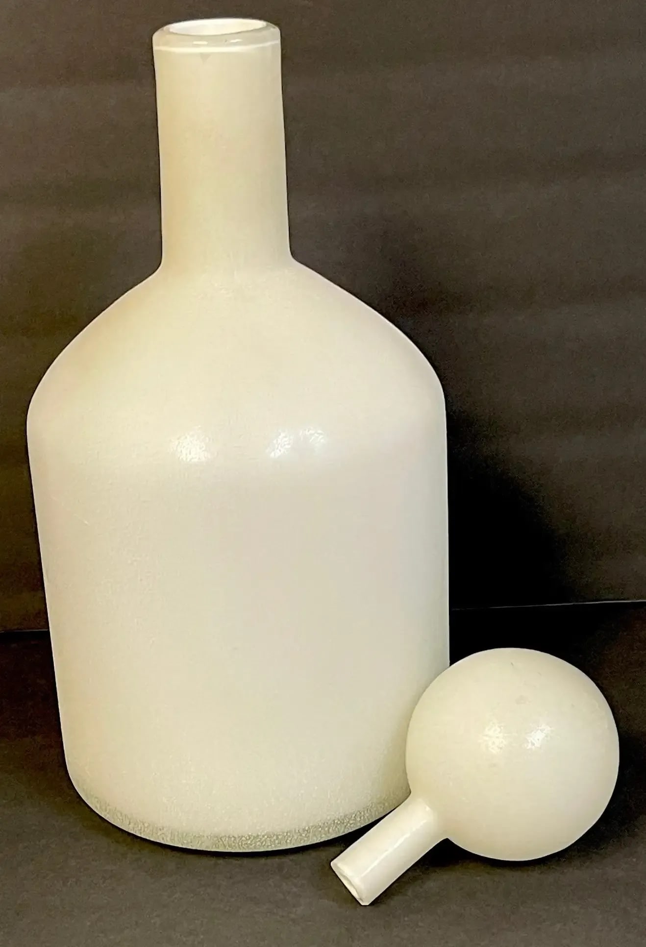 Late 20th Century Cenedese Murano White-Scavo Decanter Bottle With Ball Stopper - 5