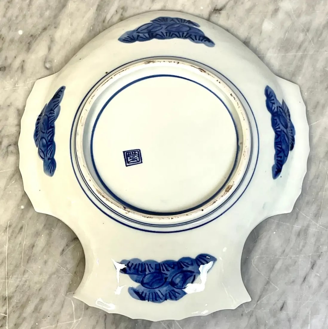 Early 20th Century Meiji Period Signed Fukagawa Blue & White Fish 'Flounder' Plate - 3