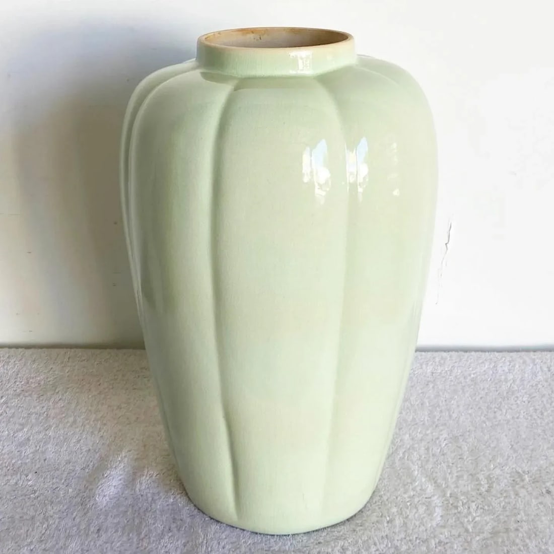 Postmodern Light Green Scalloped Ceramic Vase - 8