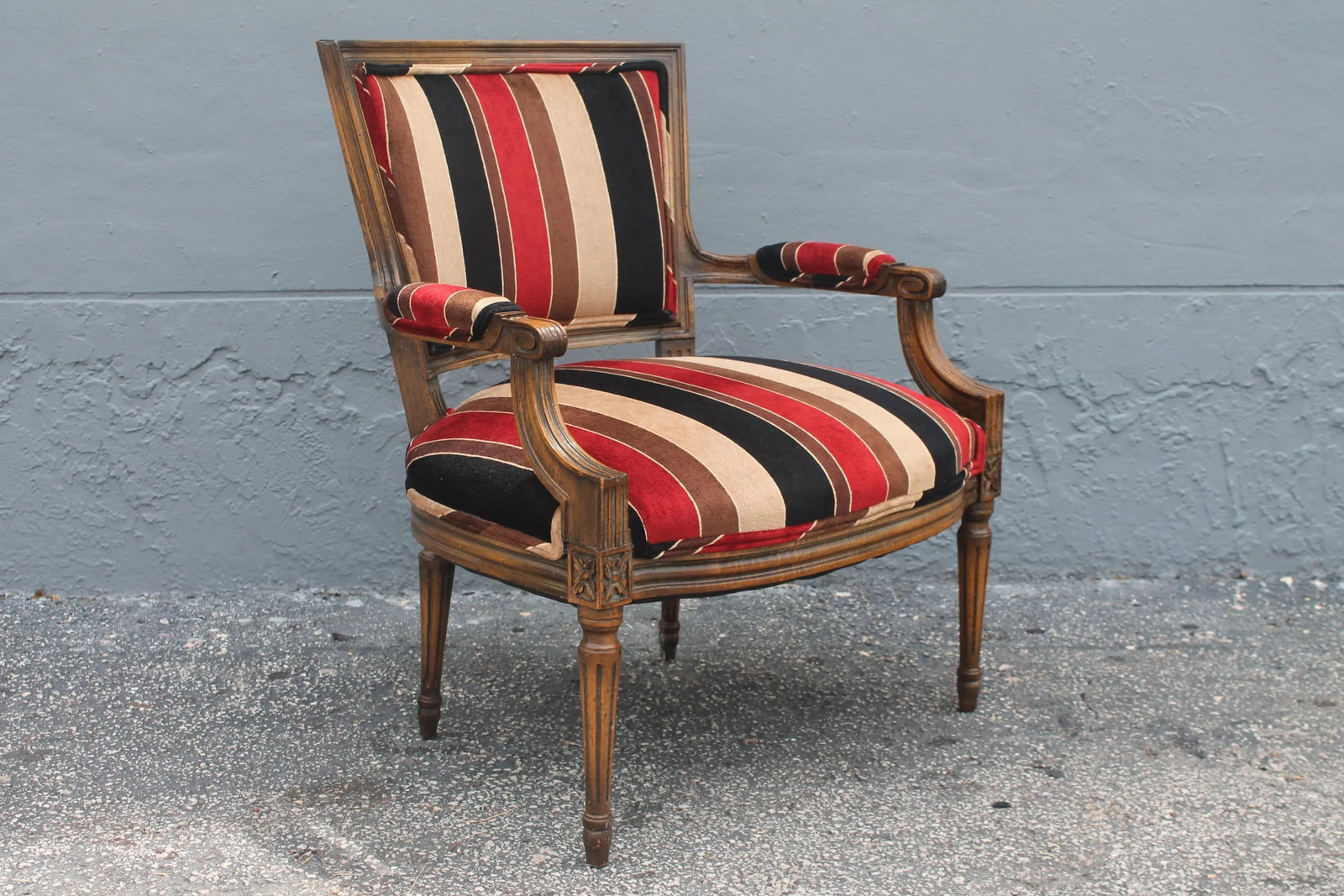 Vintage Modern Upholstered Occasional Armchair - 3