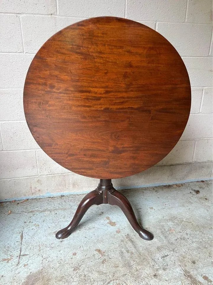 Early 19th Century Mahogany Tilt-Top Table. - 2