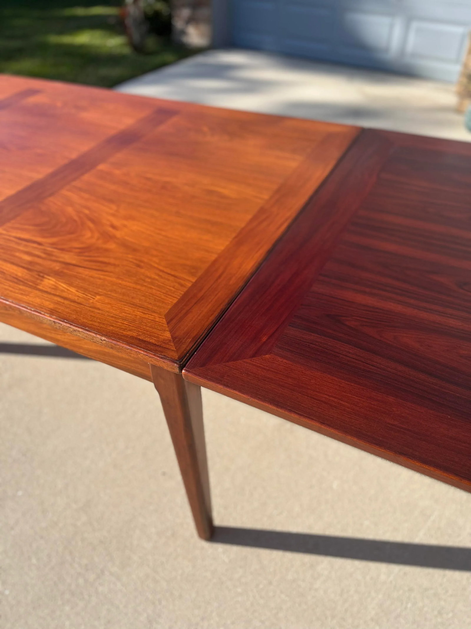 Mid Century Two-Toned Rosewood Extendable Dining Table for a Feast | by Skovby - 2