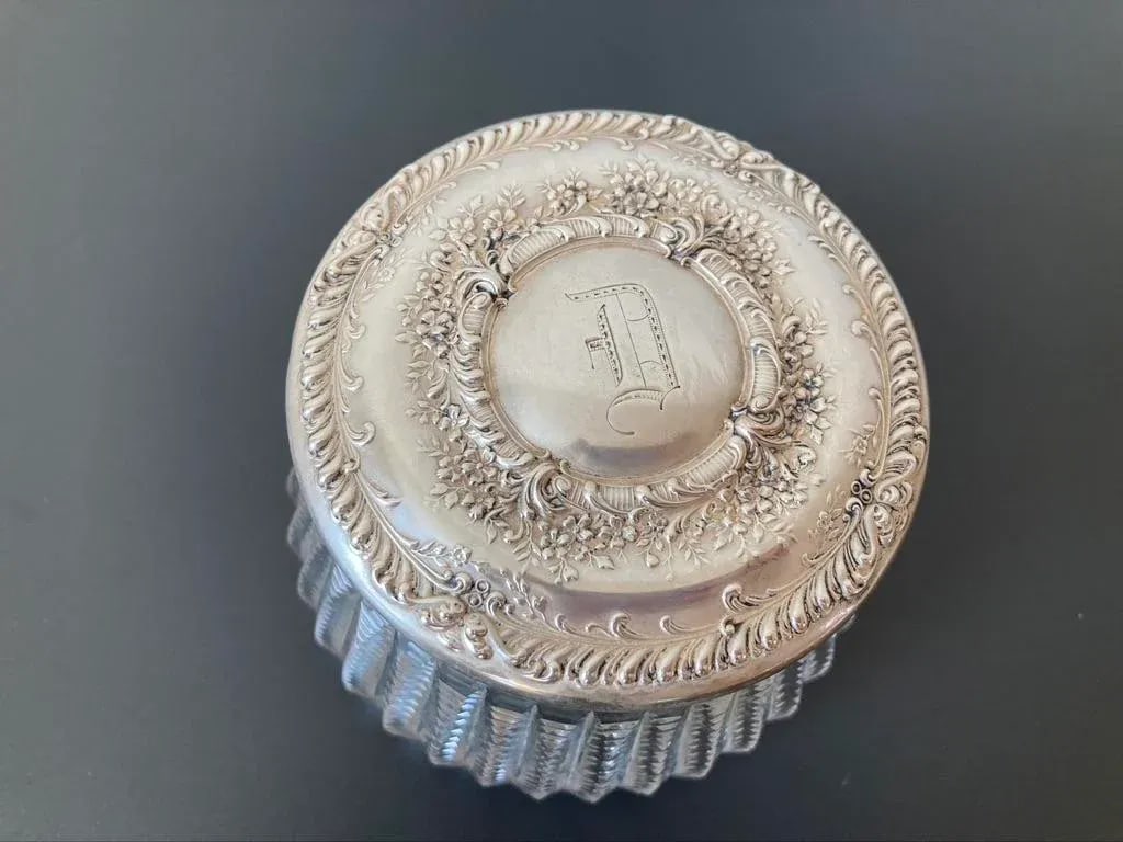 Antique Art Nouveau Crystal Glass Sterling Silver Vanity Box by Gorham - 7