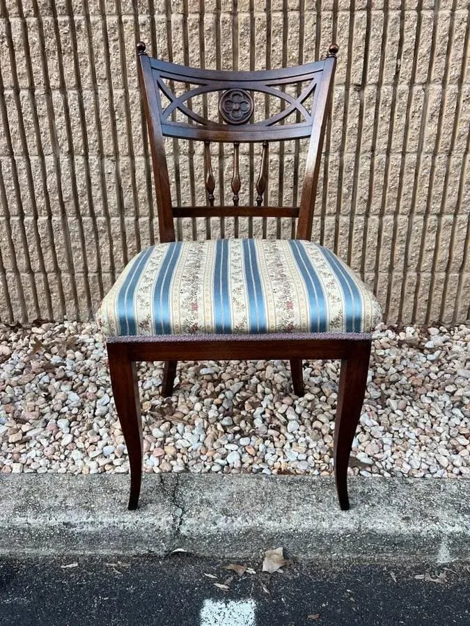 Set of Six Antique Regency Style Mahogany Dining Chairs - 2