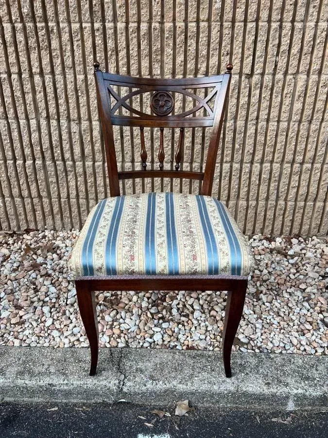 Set of Six Antique Regency Style Mahogany Dining Chairs - 6