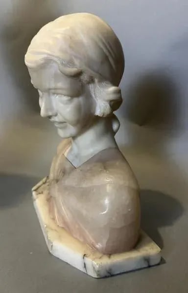 Antique Victorian Carved and Incised Figural Bust of a Girl - 6