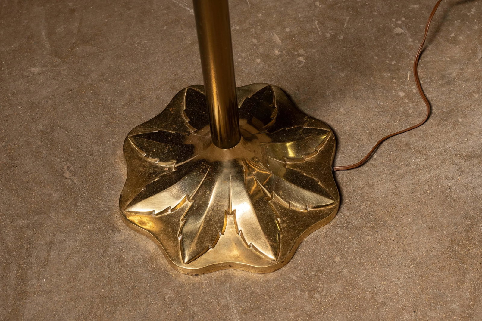 Mid 20th Century Brass Torchiere Style Lamp - 5