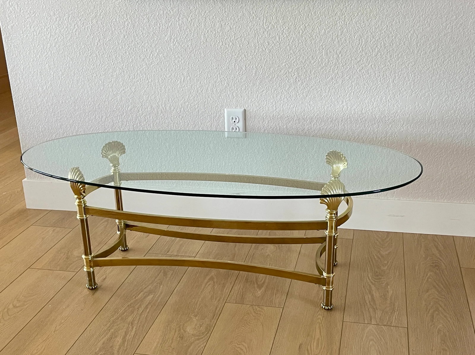 Mid 20th Century Hollywood Regency Maison Jansen Inspired Glass & Brass Shell Coffee Table - 6