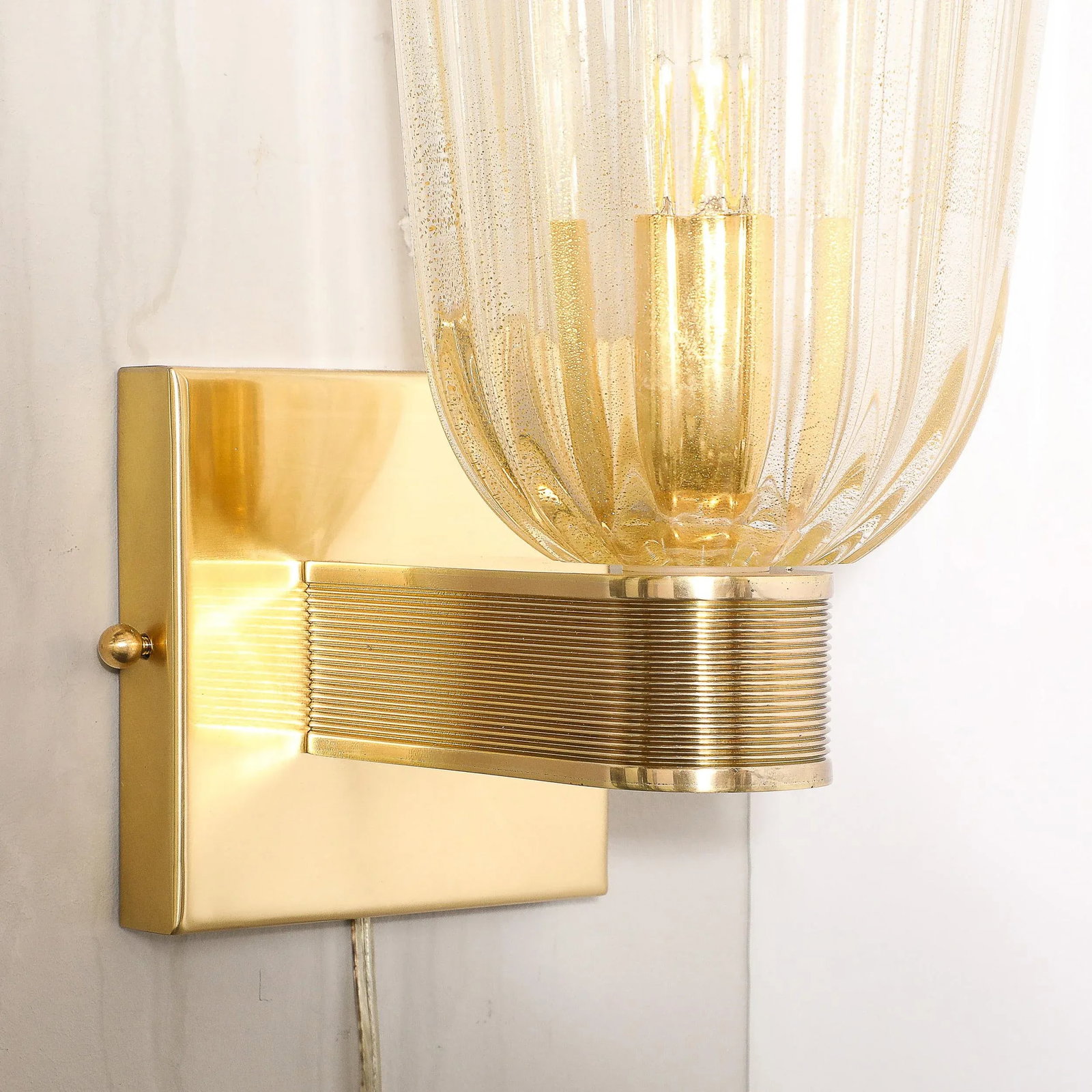 Pair of Modernist Hand-Blown Murano Fluted Glass Sconces W/ 24kt Gold Flecks - 9