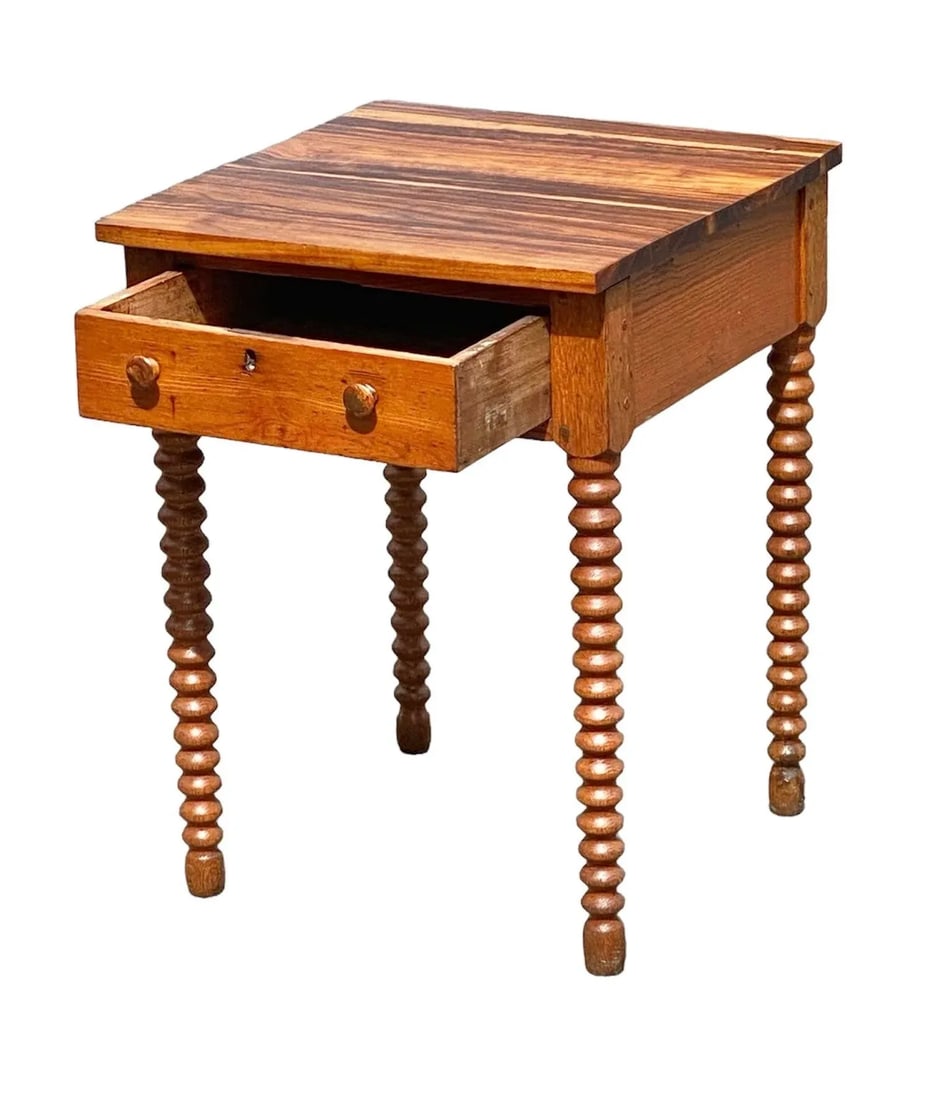 Late 19th Century Antique Federal Style Southern Yellow Pine Work Table With Spool Turned Legs - 5