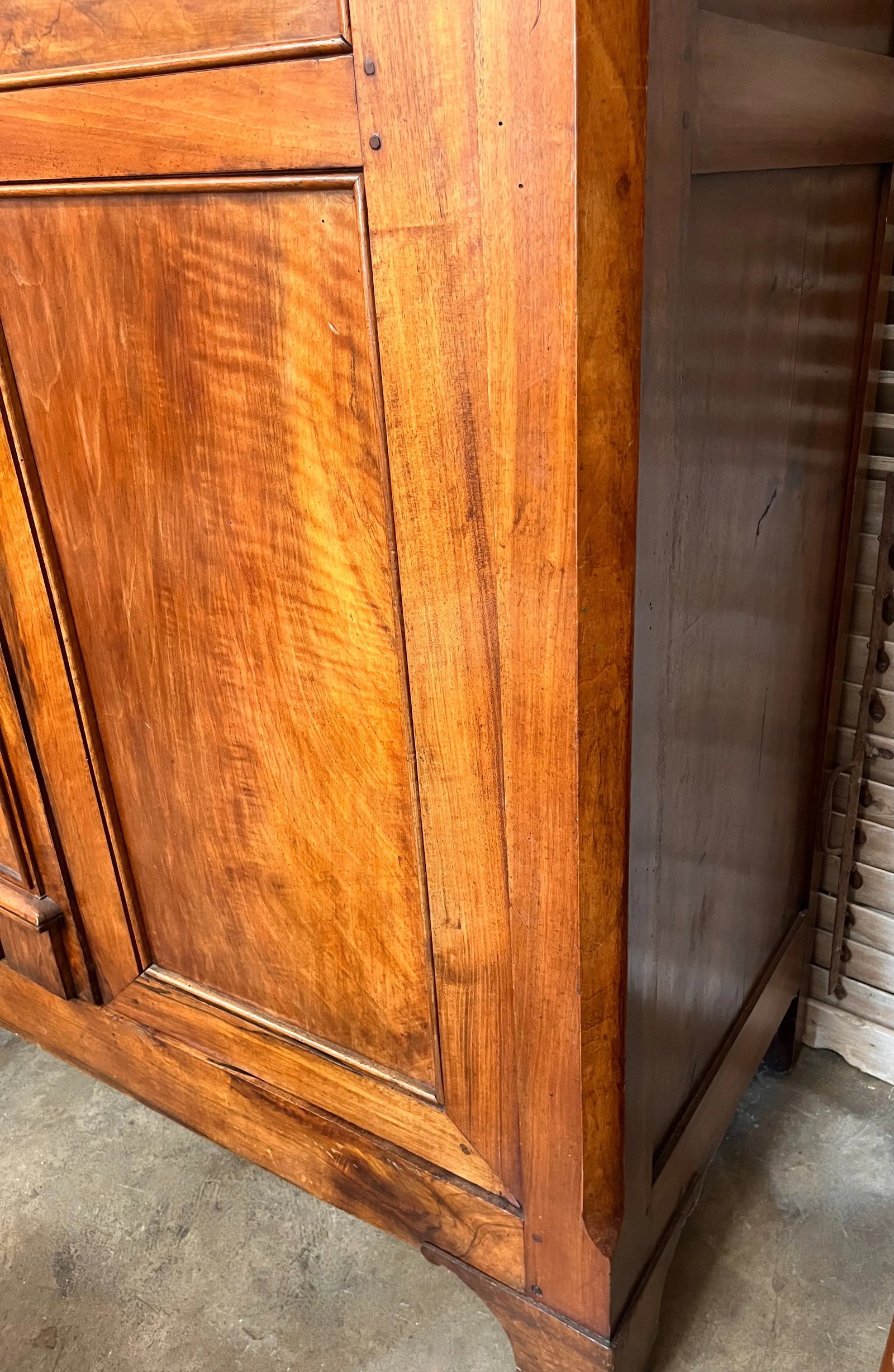 Early 19th Century French Walnut Chateau Armoire - 5