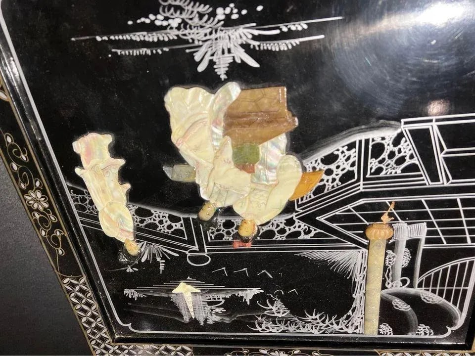 Vintage Chinoiserie Style Mother of Pearl Inlaid Cabinet - 7