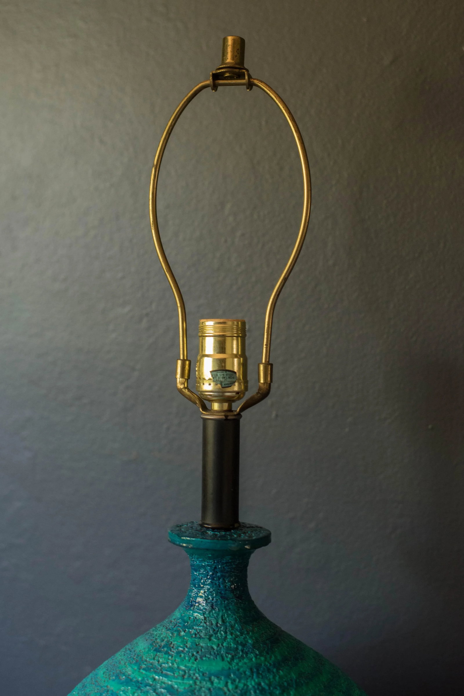 Mid Century Ceramic Pottery Glazed Accent Table Lamp - 6
