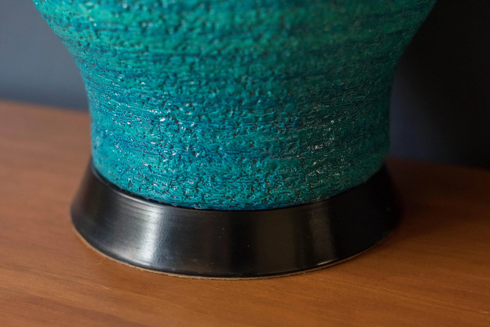 Mid Century Ceramic Pottery Glazed Accent Table Lamp - 7
