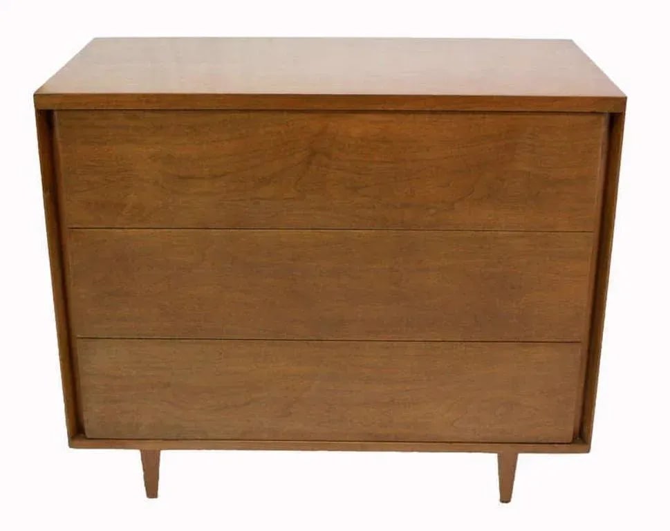 Mid-Century Modern Walnut Bachelor Three-Drawer Chest or Dresser MINT - 3