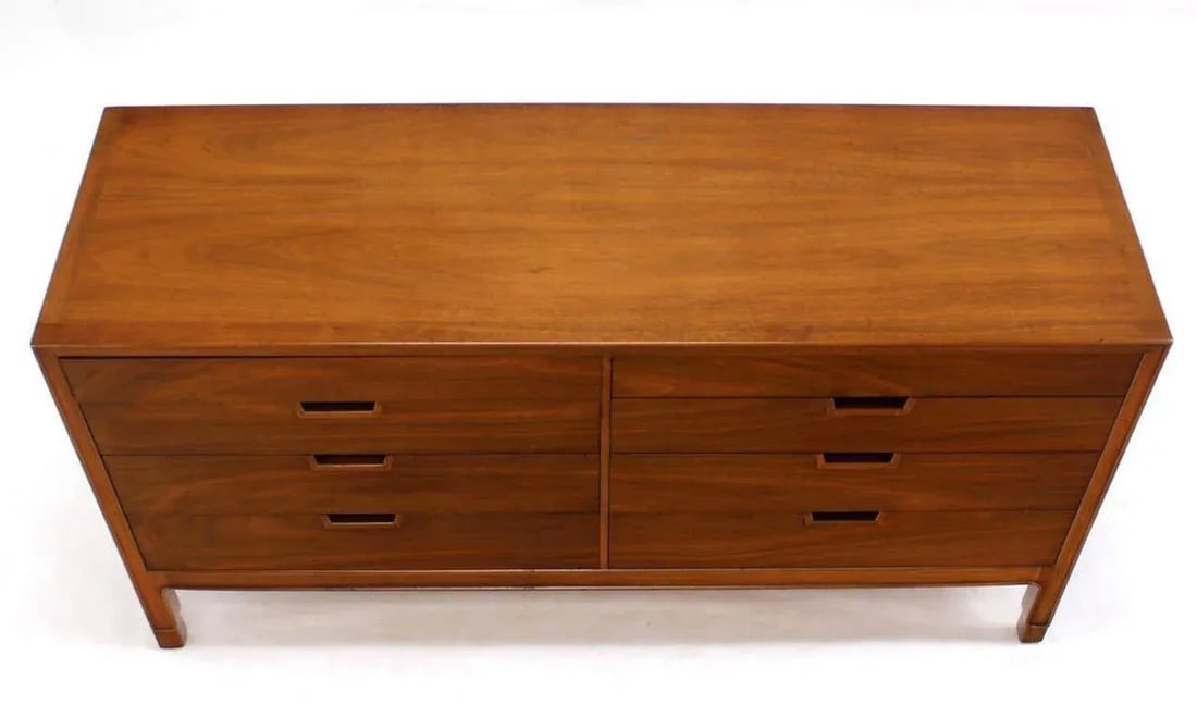 Mid Century Modern John Stuart Book Matched Walnut 8 Drawer Double Dresser - 7